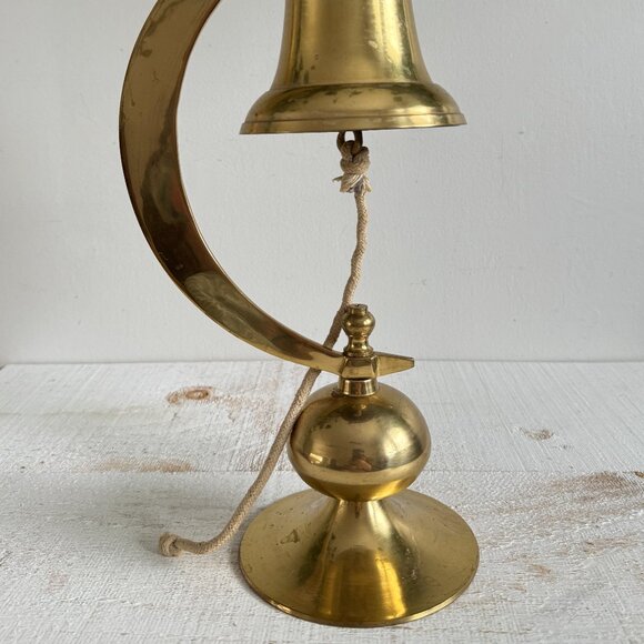 Large Vintage Brass Captains Bell on Stand - Nautical Desk Bell - Picture 5 of 11